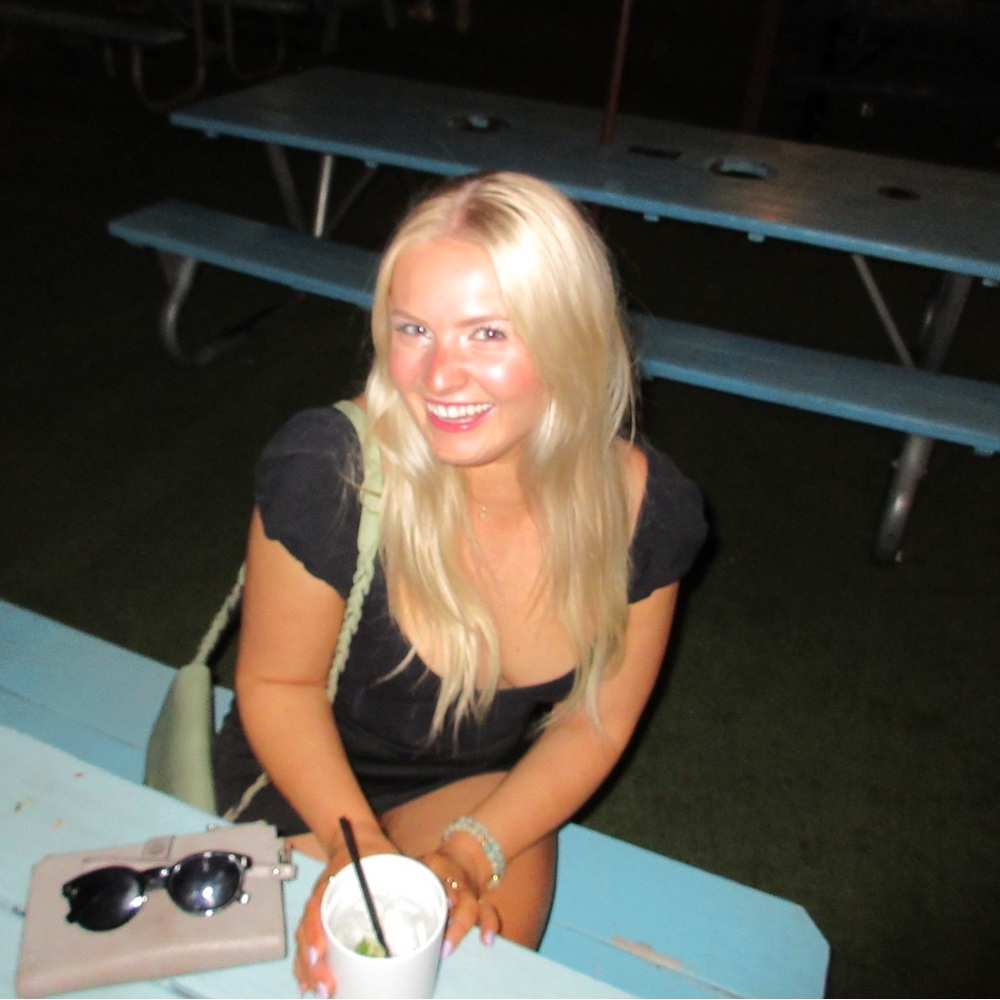 Meet your Posher, Jenny